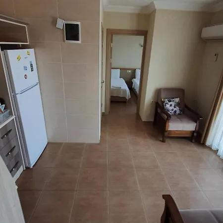 Lejlighedshotel Lebedos 1