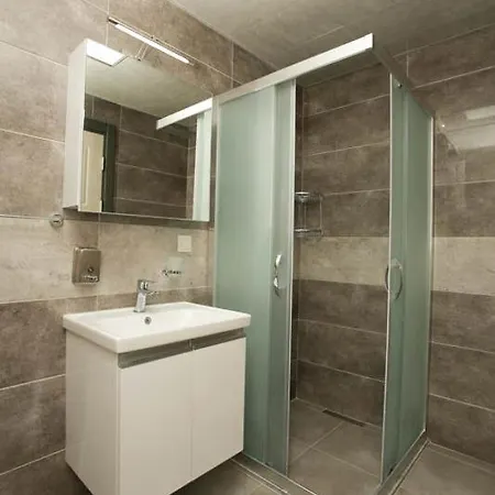 Lebedos 1 Aparthotel