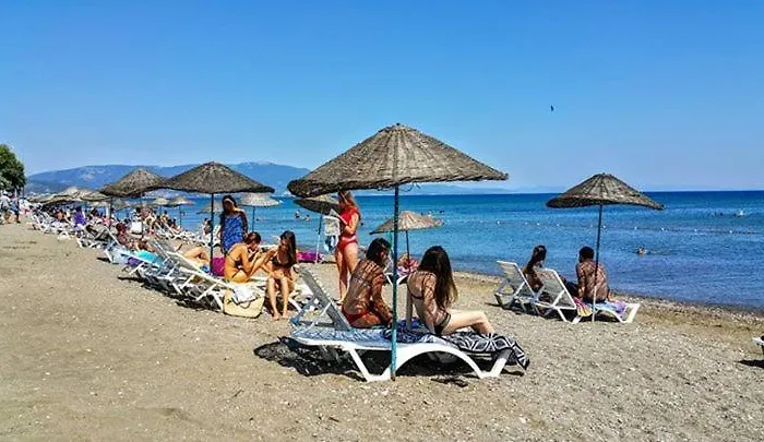 Lebedos 1 מלון דירות